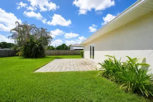 2033 SW Gemini Ln, Port Saint Lucie, FL 34984 - Photo 39