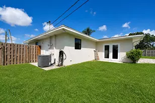 2033 SW Gemini Ln, Port Saint Lucie, FL 34984 - Photo 33