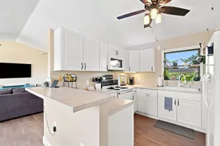 9179 Honeywell Rd, Lake Worth, FL 33467 - Photo 9