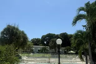 2060 NE 1st St, Deerfield Beach, FL 33441 - Photo 27