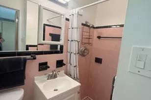 2060 NE 1st St, Deerfield Beach, FL 33441 - Photo 15