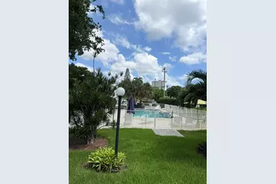 2060 NE 1st Street #9, Deerfield Beach, FL 33441 - Photo 1