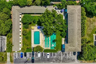 2060 NE 1st St, Deerfield Beach, FL 33441 - Photo 25