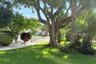 2060 NE 1st St, Deerfield Beach, FL 33441 - Photo 35