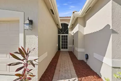 8680 Gold Cay, West Palm Beach, FL 33411 - Photo 3