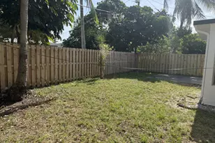 80 NE 48th St, Oakland Park, FL 33334 - Photo 19