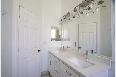 1002 Lavender Circle, Weston, FL 33327 - Photo 9