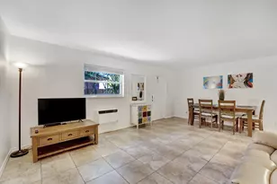 813 SW Middle Street Ct, Fort Lauderdale, FL 33312 - Photo 5