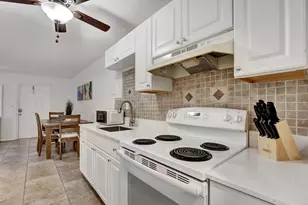 813 SW Middle Street Ct, Fort Lauderdale, FL 33312 - Photo 9