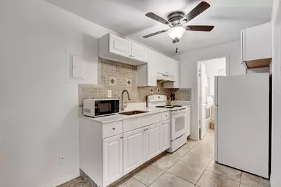 813 SW Middle Street Court, Fort Lauderdale, FL 33312 - Photo 7