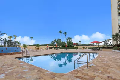 386 Golfview Road #D, North Palm Beach, FL 33408 - Photo 3