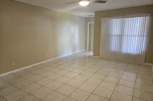 7910 NW 70th Ct, Tamarac, FL 33321 - Photo 7
