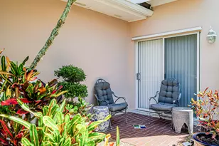 219 E Park Shores Cir, Indian River Shores, FL 32963 - Photo 3