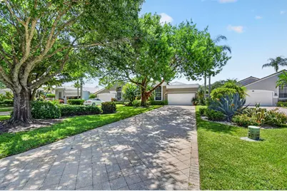 4758 Carlton Golf Drive, Lake Worth, FL 33449 - Photo 3