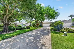 4758 Carlton Golf Dr, Lake Worth, FL 33449 - Photo 3