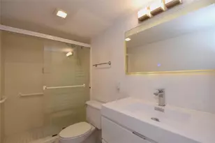1012 N Ocean Blvd, Pompano Beach, FL 33062 - Photo 33