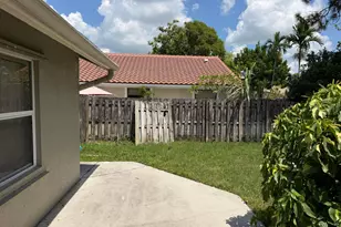 14011 Veronica Ct, Wellington, FL 33414 - Photo 27