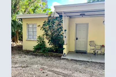 3261 S US Highway 1 #4, Fort Pierce, FL 34982 - Photo 1