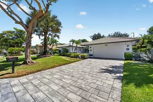5417 NW 83rd Way, Coral Springs, FL 33067 - Photo 3
