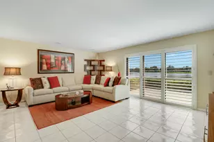 5481 Mirror Lakes Blvd, Boynton Beach, FL 33472 - Photo 19