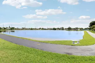 5481 Mirror Lakes Blvd, Boynton Beach, FL 33472 - Photo 5