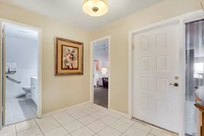 5481 Mirror Lakes Boulevard, Boynton Beach, FL 33472 - Photo 11