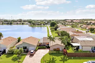 5481 Mirror Lakes Blvd, Boynton Beach, FL 33472 - Photo 41
