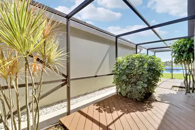 5481 Mirror Lakes Boulevard, Boynton Beach, FL 33472 - Photo 13