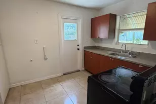 1525 W 15th St, Riviera Beach, FL 33404 - Photo 5