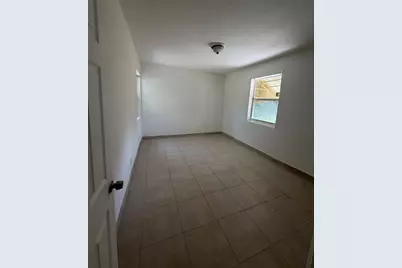1525 W 15th Street, Riviera Beach, FL 33404 - Photo 7