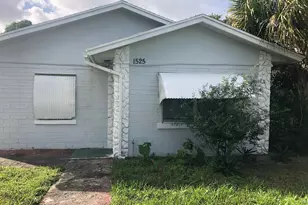 1525 W 15th St, Riviera Beach, FL 33404 - Photo 1