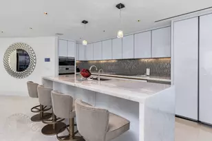 525 N Fort Lauderdale Beach Blvd, Fort Lauderdale, FL 33304 - Photo 11