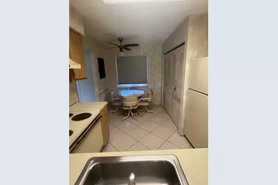 7006 Huntington Lane #302, Delray Beach, FL 33446 - Photo 5