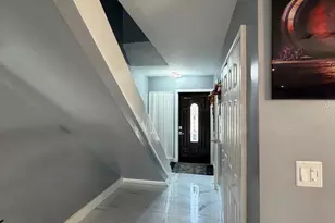 9054 NW 35th Pl, Sunrise, FL 33351 - Photo 9
