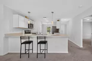 2078 SE Joyner Cir, Port Saint Lucie, FL 34952 - Photo 17