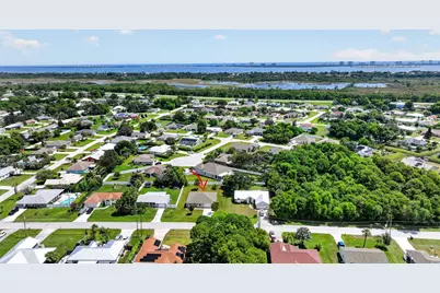 2078 SE Joyner Circle, Port Saint Lucie, FL 34952 - Photo 35