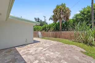 3961 SE Dixie Ross St, Stuart, FL 34997 - Photo 13