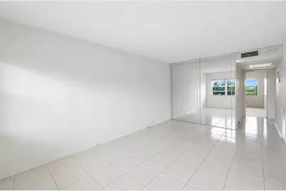 3026 Rexford B, Boca Raton, FL 33434 - Photo 5