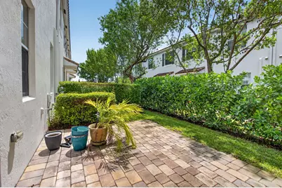 468 Francesca Ridge Road, Boynton Beach, FL 33435 - Photo 23