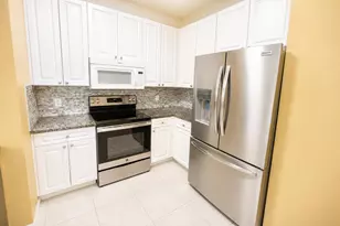 2927 Crestwood Ter, Margate, FL 33063 - Photo 9
