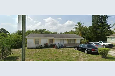 8523 SE Pettway Street, Hobe Sound, FL 33455 - Photo 1