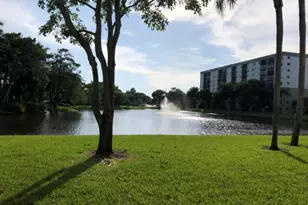 2236 N Cypress Bend Dr, Pompano Beach, FL 33069 - Photo 19