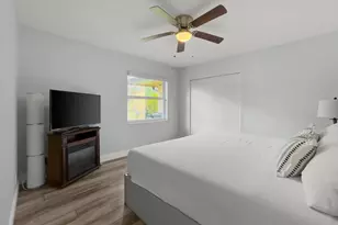 15622 Cypress Park Dr, Wellington, FL 33414 - Photo 37