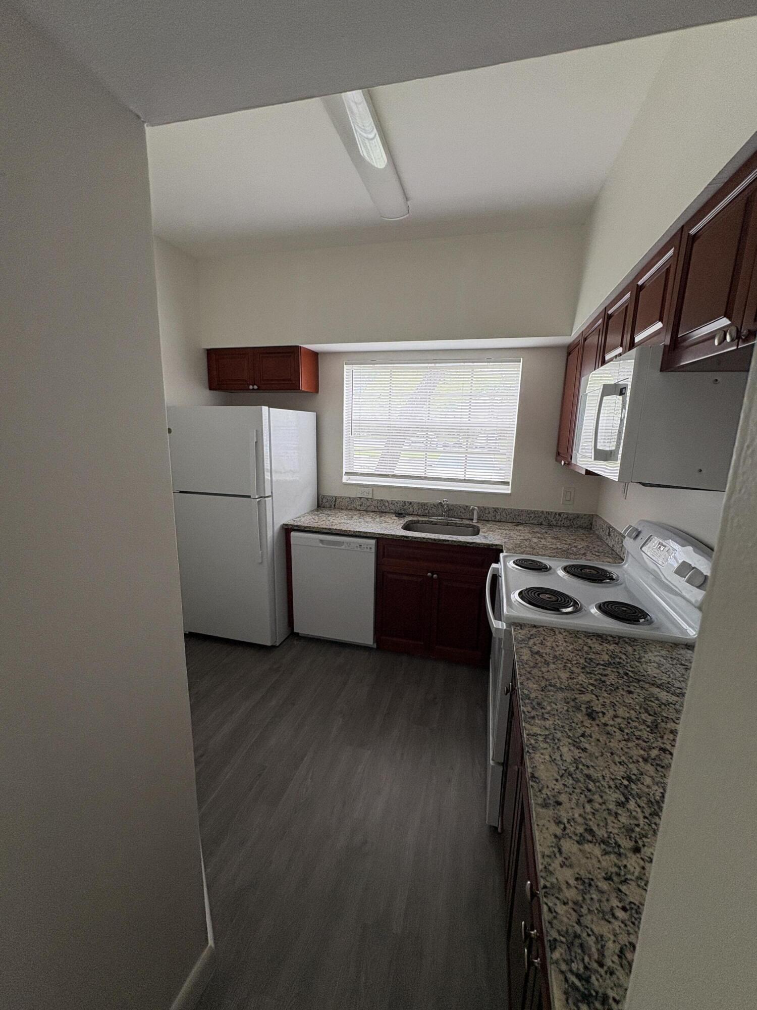 640 Cypress Club Way #B12 - 640 Cypress Club Way #B12, Deerfield Beach, FL 33064 Luxury Property | Jose Angel Pina