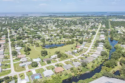 307 S Wimbrow Drive, Sebastian, FL 32958 - Photo 35