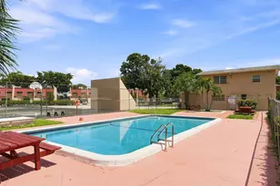 6 Spinning Wheel Ln, Tamarac, FL 33319 - Photo 25