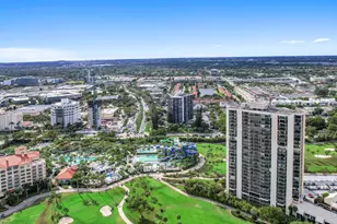 20335 W Country Club Dr, Aventura, FL 33180 - Photo 31