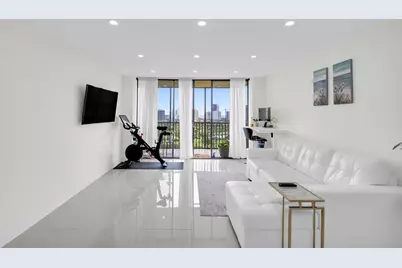 20335 W Country Club Drive #2107, Aventura, FL 33180 - Photo 7