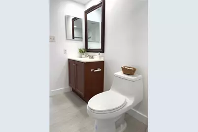 525 N Ocean Boulevard N #921, Pompano Beach, FL 33062 - Photo 17