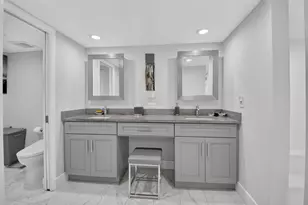 20090 Boca W Dr, Boca Raton, FL 33434 - Photo 31